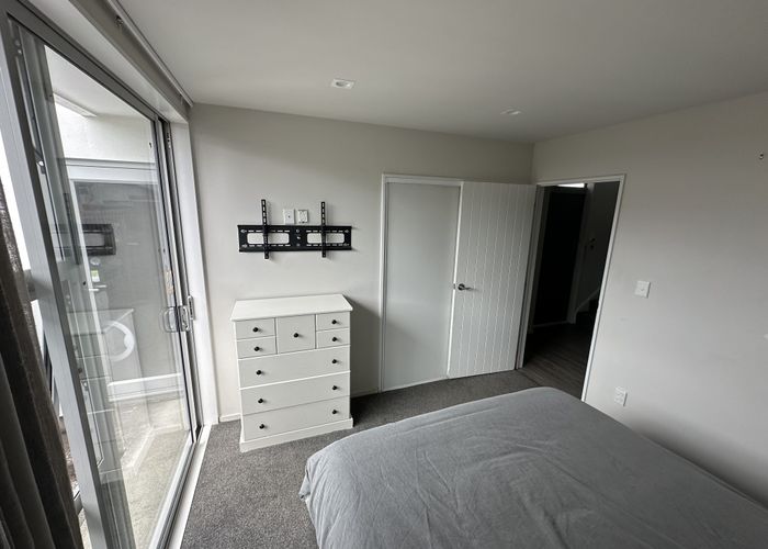  at 1/473 Barbadoes Street, Edgeware, Christchurch