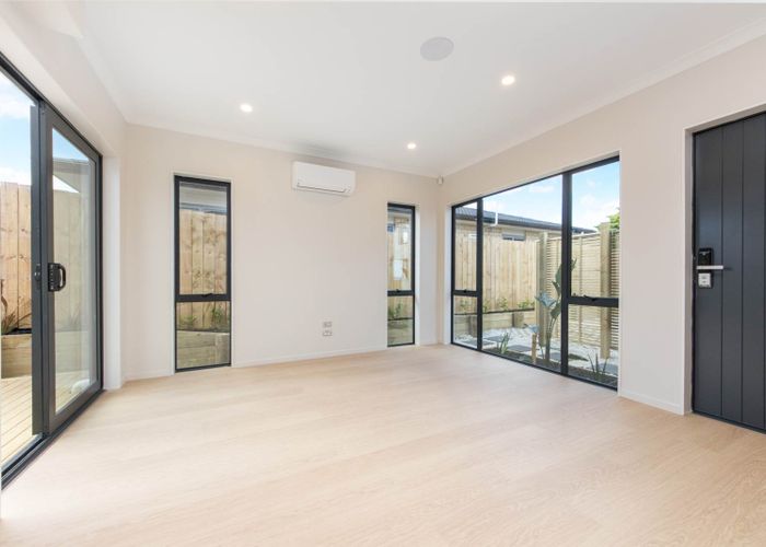  at 110B Royal Road, Massey, Auckland