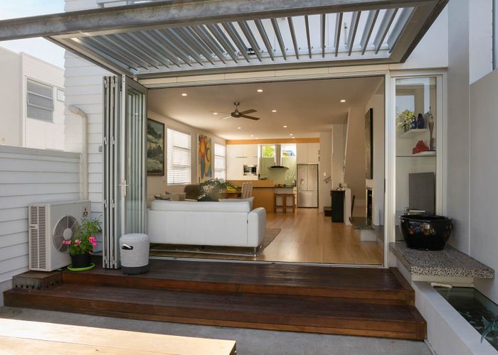  at 6/2 Campbell Road, Takapuna, Auckland