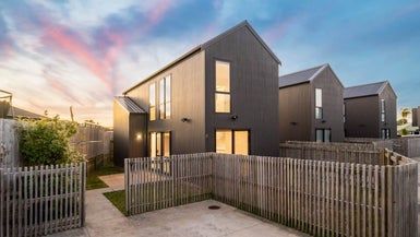  at 2C Otaimako Place, Mangere, Auckland