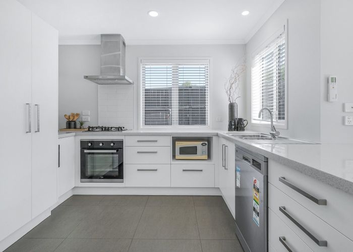  at 1/1 Hibiscus Avenue, Hamilton Lake, Hamilton, Waikato