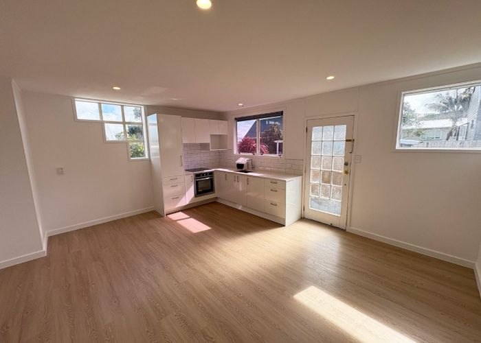  at 5/28 Saxon Street, Waterview, Auckland City, Auckland