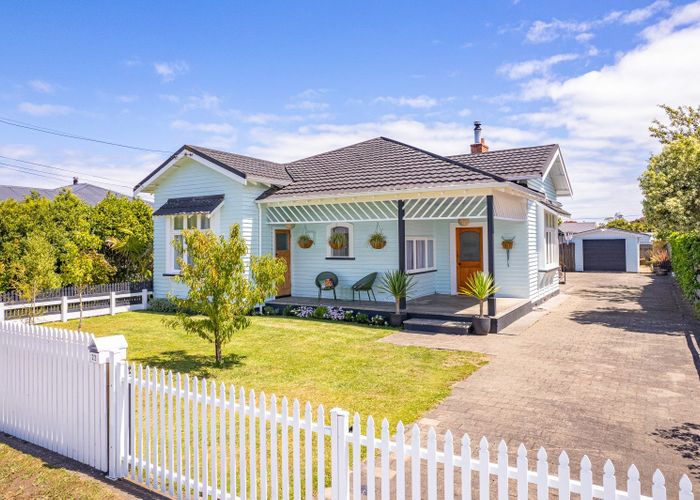  at 22 Young Street, Whanganui East, Whanganui