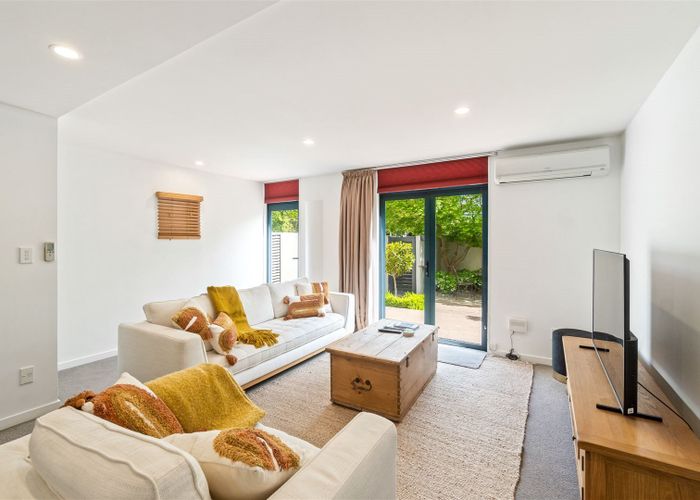  at 4/18 Rastrick Street, Merivale, Christchurch