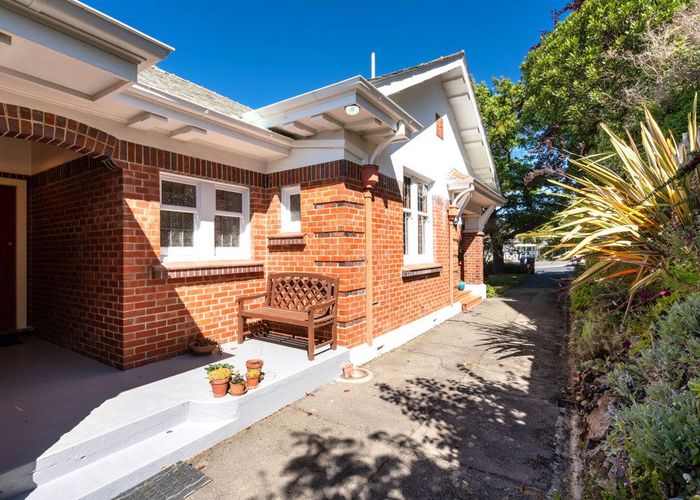 at 38 Elm Row, Dunedin Central, Dunedin