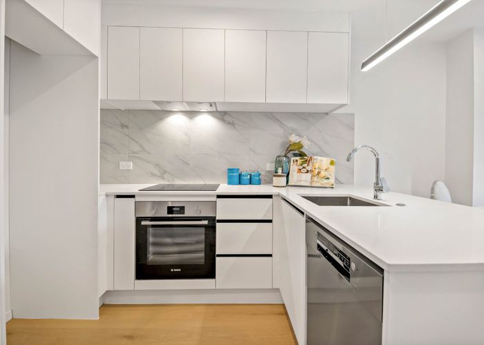  at 11 Stottholm Road, Titirangi, Waitakere City, Auckland