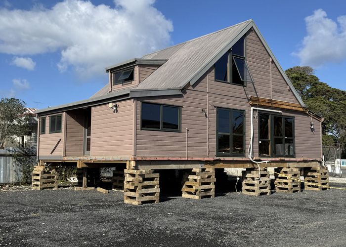  at 2 Garfield Road, Helensville, Rodney, Auckland