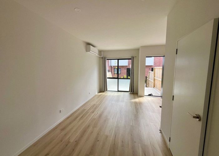  at 17 Paetai Lane, Te Atatū Peninsula, Auckland