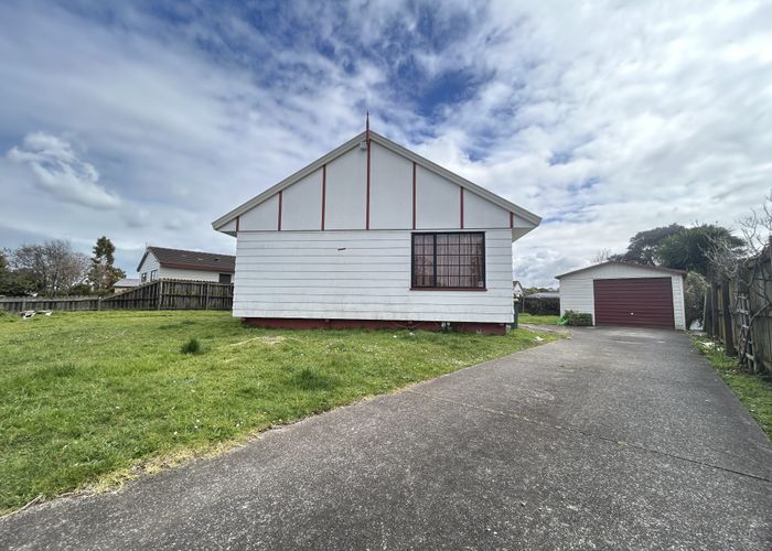  at 10 Rosemead Place, Randwick Park, Manukau City, Auckland