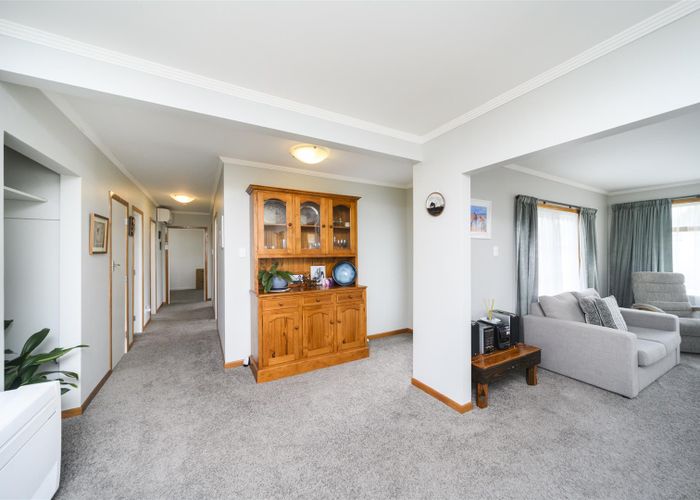  at 7 Grey Street, Marton