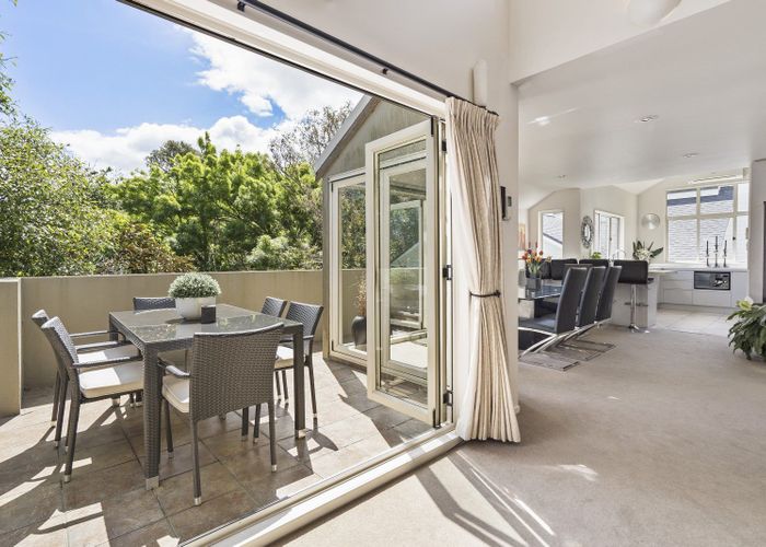  at 2/79 Edmund Street, St Heliers, Auckland