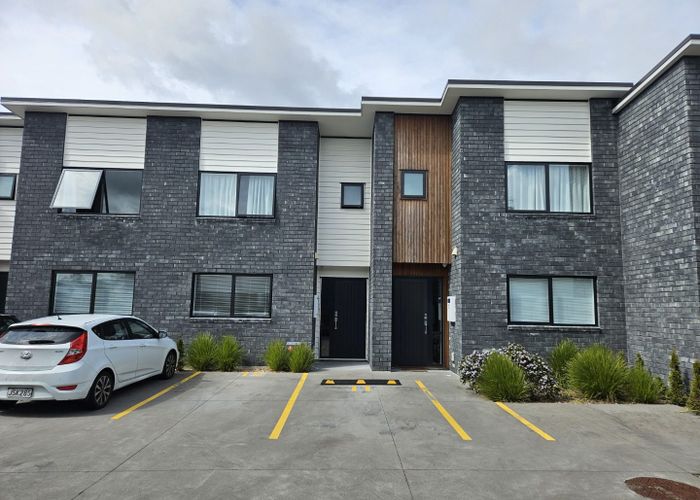  at 11/88 Carrington Avenue, Silverdale, Hamilton, Waikato