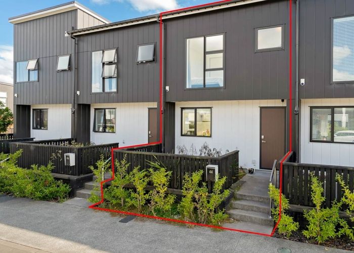  at 44 Manarini Road, Westgate, Auckland
