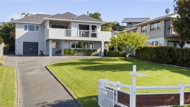  at 16 Te Pene Road, Maraetai, Auckland