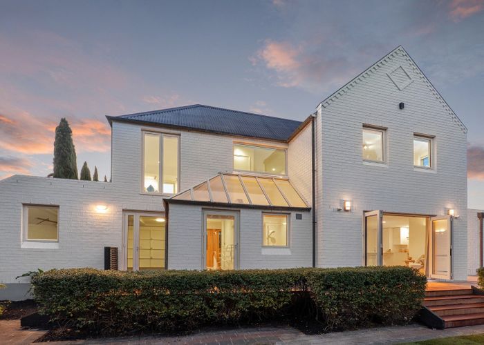  at 32 Wai-iti Terrace, Fendalton, Christchurch City, Canterbury