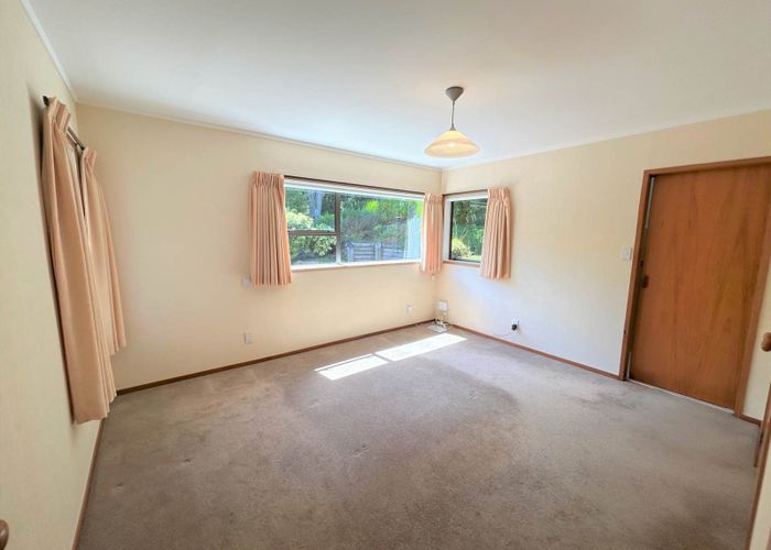  at 8 William Donnelly Terrace, Lynfield, Auckland