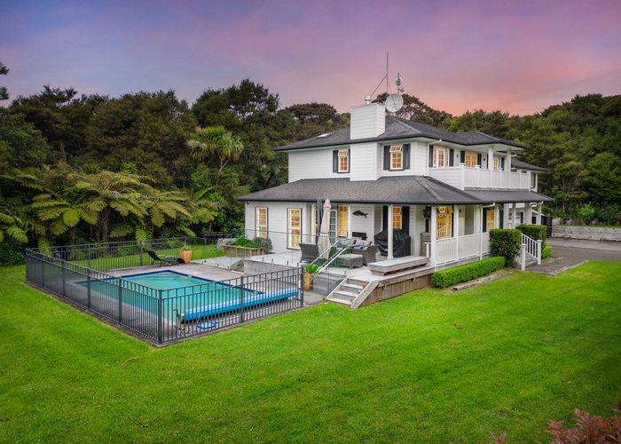  at 33 Cochran Road, Oratia, Auckland