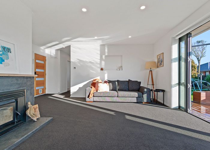  at 9 Oakhampton Street, Hornby, Christchurch