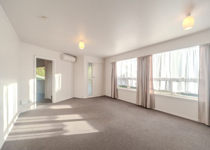  at Flat 2/106A  Newlands Road, Newlands, Wellington, Wellington