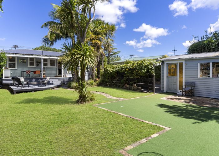  at 34 Lancaster Road, Beach Haven, Auckland