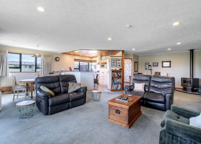  at 15 Union Street, Winton, Winton