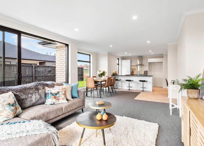  at 15 Puhitahi Hill Road, Paerata, Pukekohe