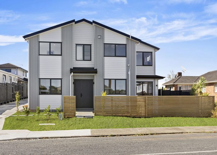  at 8A Andrew Road, Howick, Manukau City, Auckland