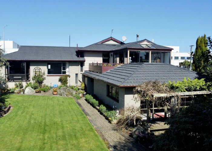  at 114 Kew Road, Kew, Invercargill