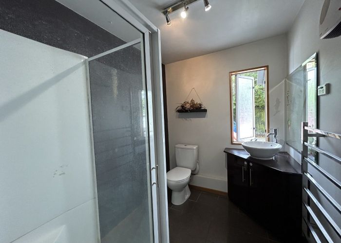  at 2/144A Yaldhurst Road, Sockburn, Christchurch City, Canterbury