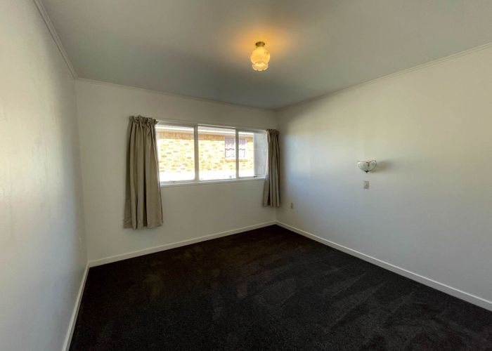  at 18/690 Pakuranga Road, Howick, Manukau City, Auckland
