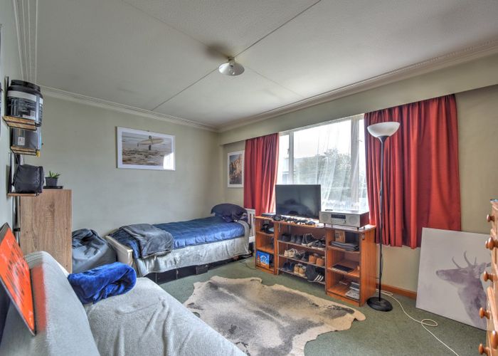  at 16 Traford Street, Gore, Gore