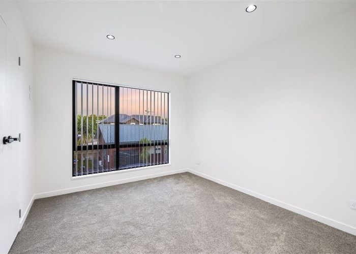  at 1/48 Victor Street, Avondale, Auckland