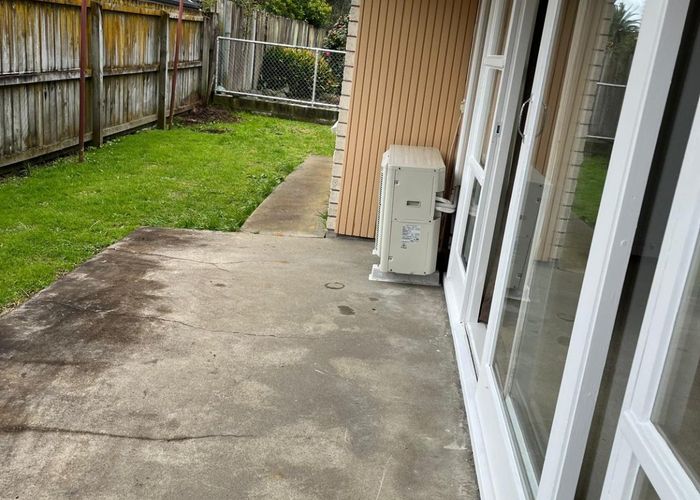  at 2/5 Carolyn Street, Papatoetoe, Manukau City, Auckland