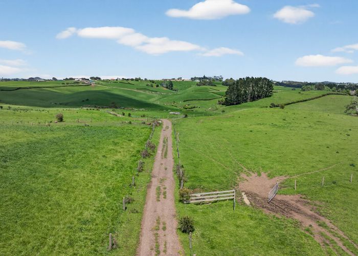  at 293 Ostrich Road, Patumahoe, Franklin, Auckland