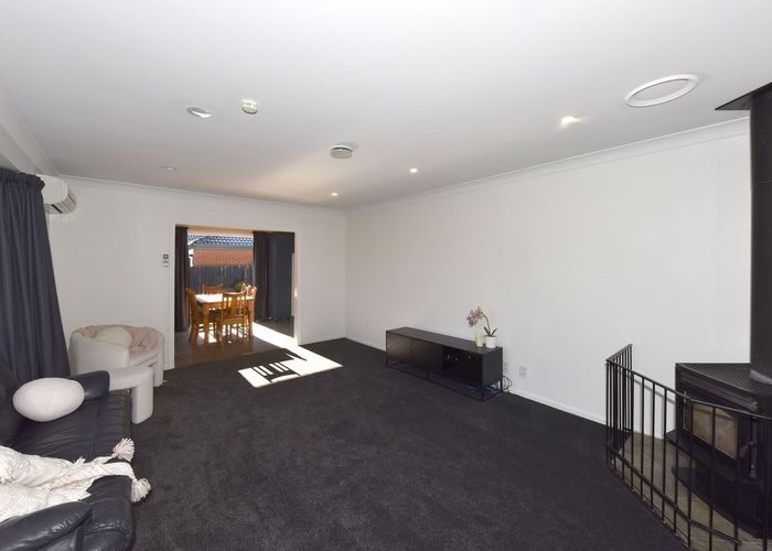 at 24 Woodbury Street, Avonhead, Christchurch City, Canterbury