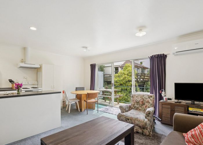  at 10B Cosy Dell Road, North Dunedin, Dunedin, Otago