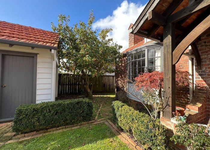  at 48 Mount Roskill Road, Mount Roskill, Auckland City, Auckland