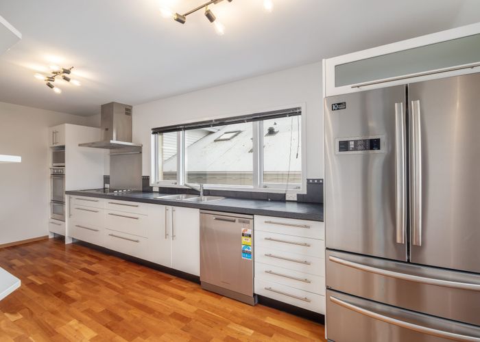  at 182 Rossall Street, Merivale, Christchurch