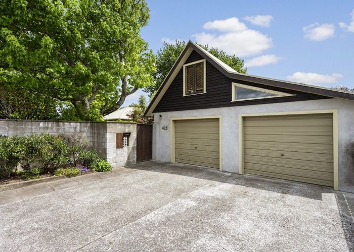  at 425 Fergusson Drive, Heretaunga, Upper Hutt