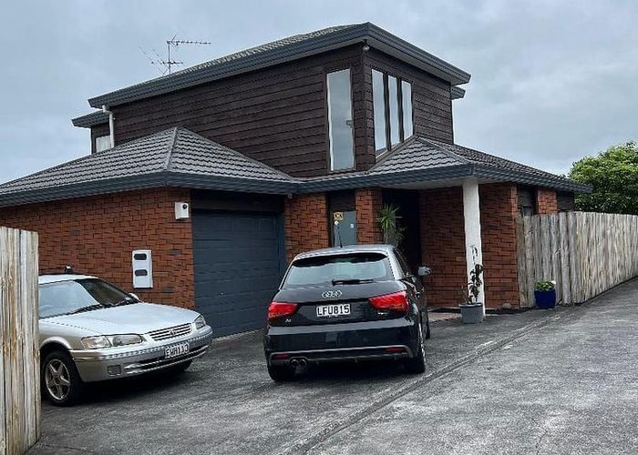  at 12B Raleigh Road, Northcote, North Shore City, Auckland