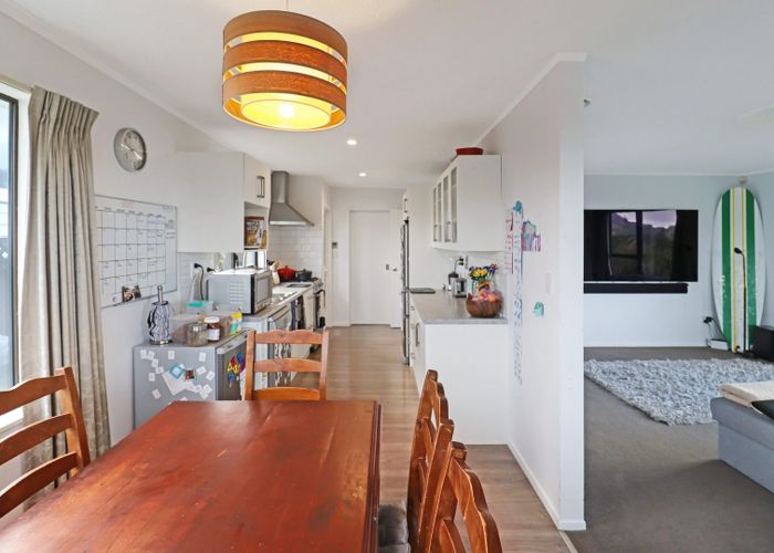  at 32 Outram Grove, Kelson, Lower Hutt, Wellington