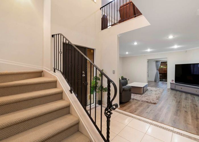  at 16 Janway Avenue, Flat Bush, Manukau City, Auckland