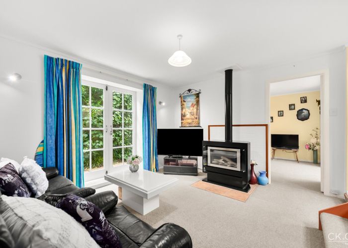  at 239a Whites Line East, Waiwhetu, Lower Hutt, Wellington