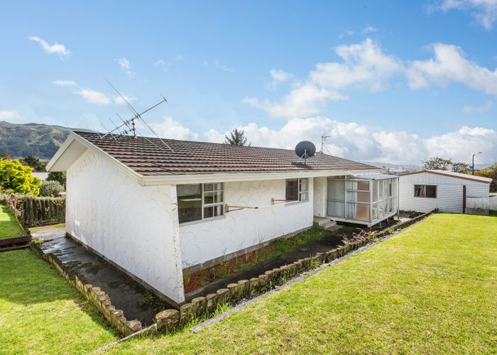  at 36 Apple Terrace, Ranui, Porirua