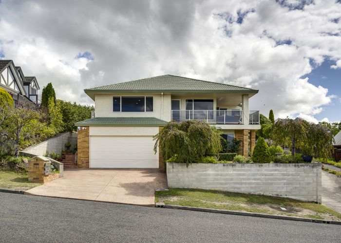  at 76a Churchill Drive, Taradale, Napier, Hawke's Bay