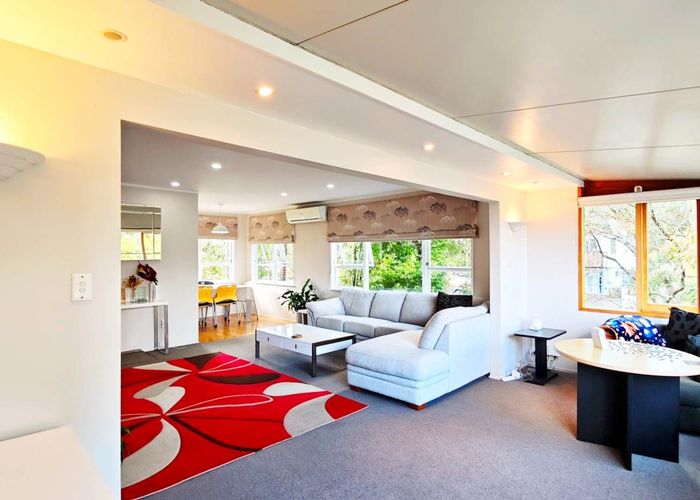  at 21 Rosecamp Road, Beach Haven, North Shore City, Auckland