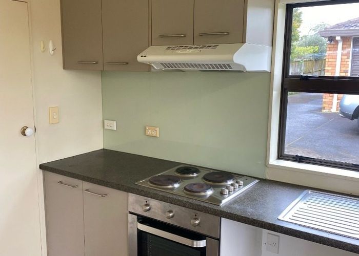  at 4A Heversham Place, Glendene, Waitakere City, Auckland