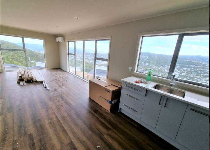  at 18 Cathie Place, Karori, Wellington