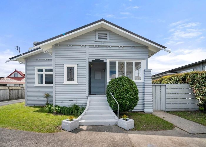  at 1/28 Ngataringa Road, Devonport, North Shore City, Auckland