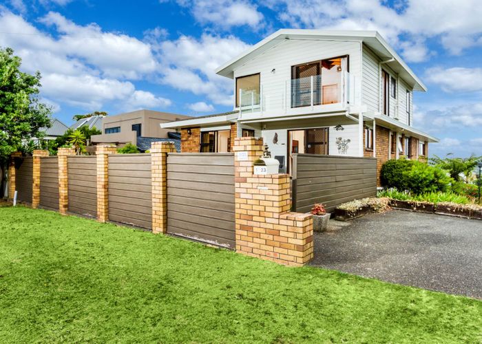  at 1/23 Ridge Road, Waiake, Auckland